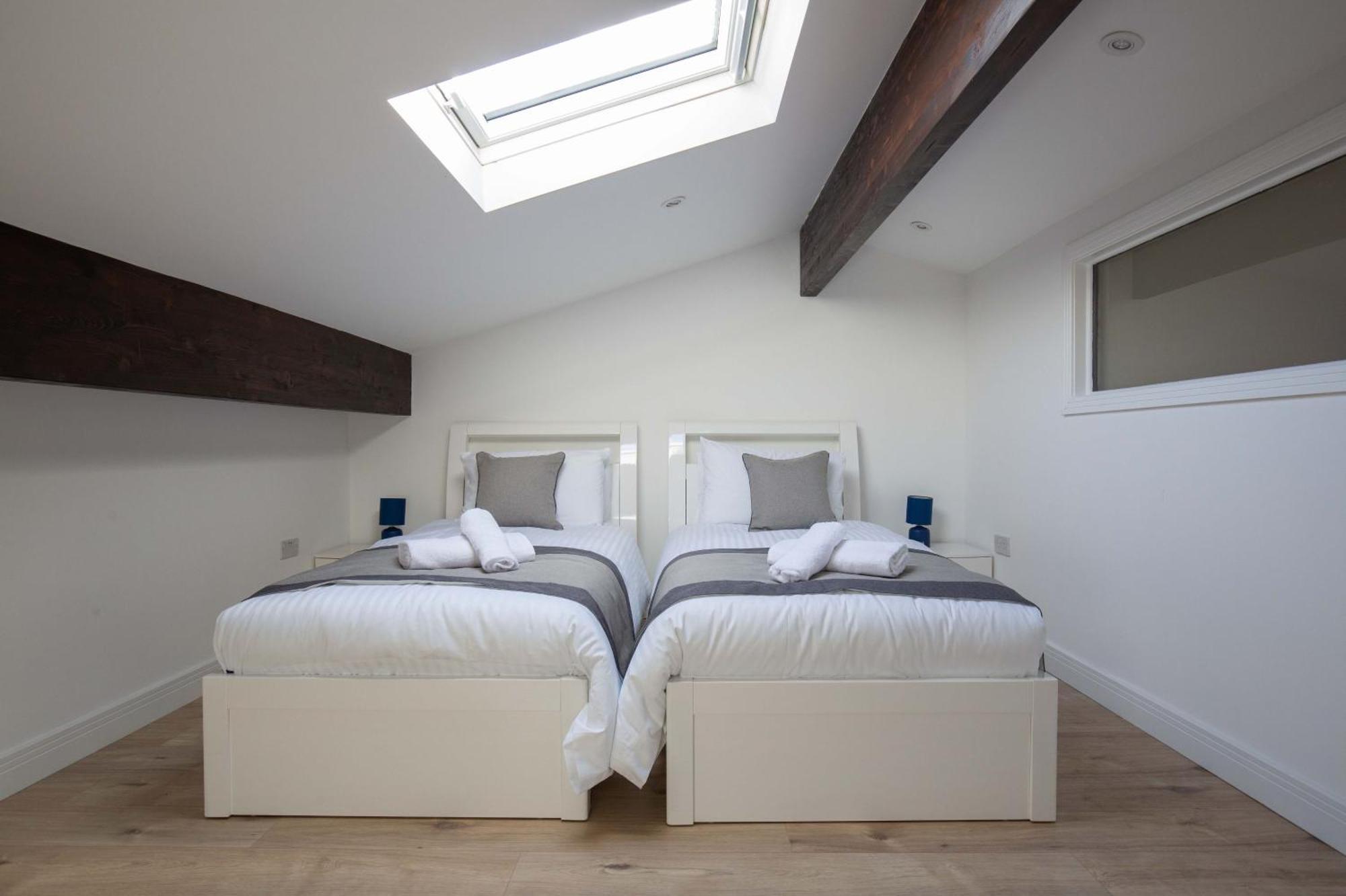Aintree Cottage Cirencester Exterior photo